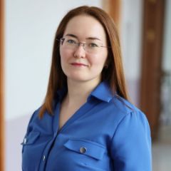 Есина Лариса Юрьевна